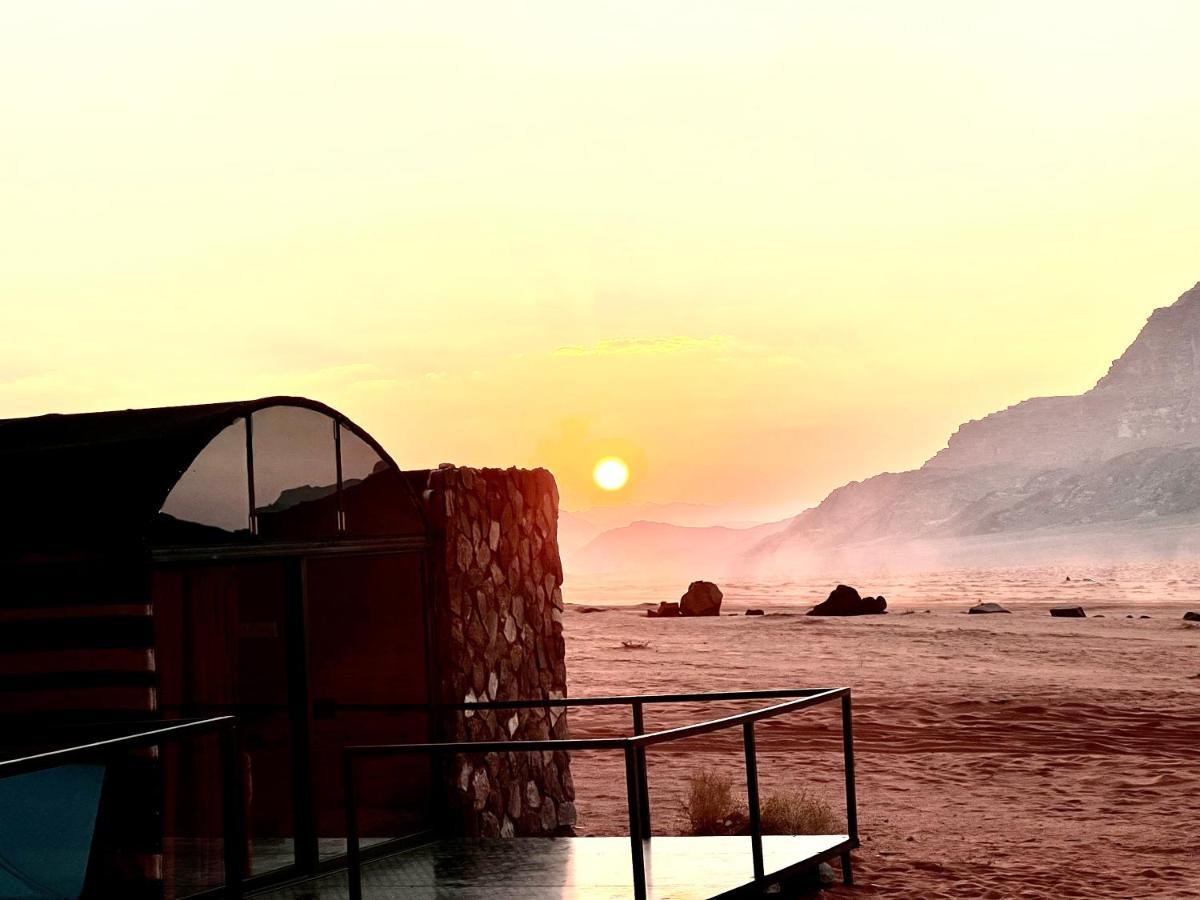 Wadi Rum Shooting Stars Camp Eksteriør bilde
