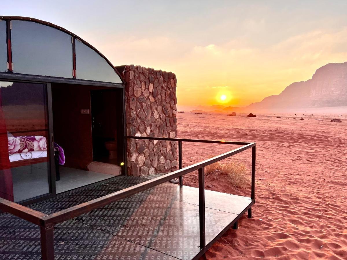 Wadi Rum Shooting Stars Camp Hotell Eksteriør bilde