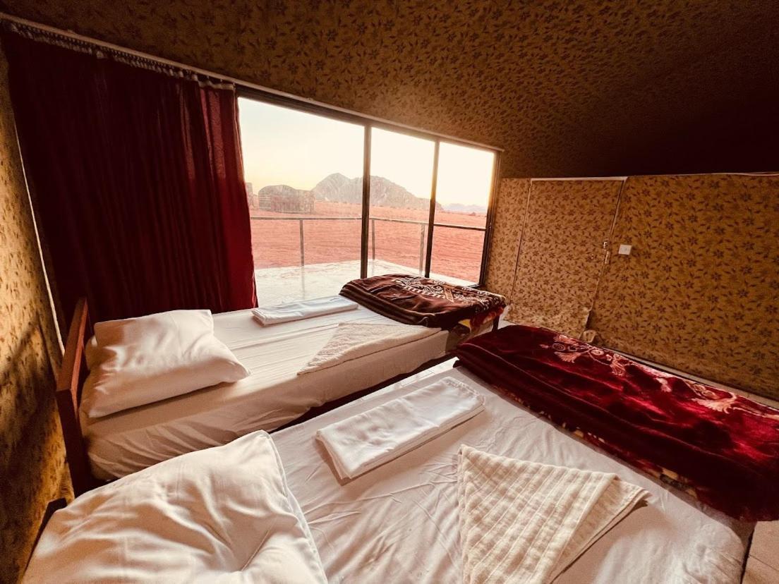 Wadi Rum Shooting Stars Camp Eksteriør bilde
