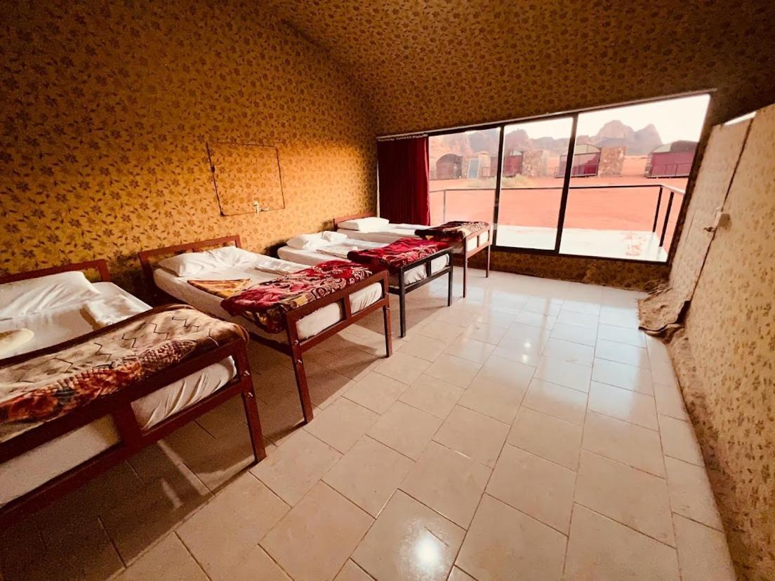 Wadi Rum Shooting Stars Camp Eksteriør bilde
