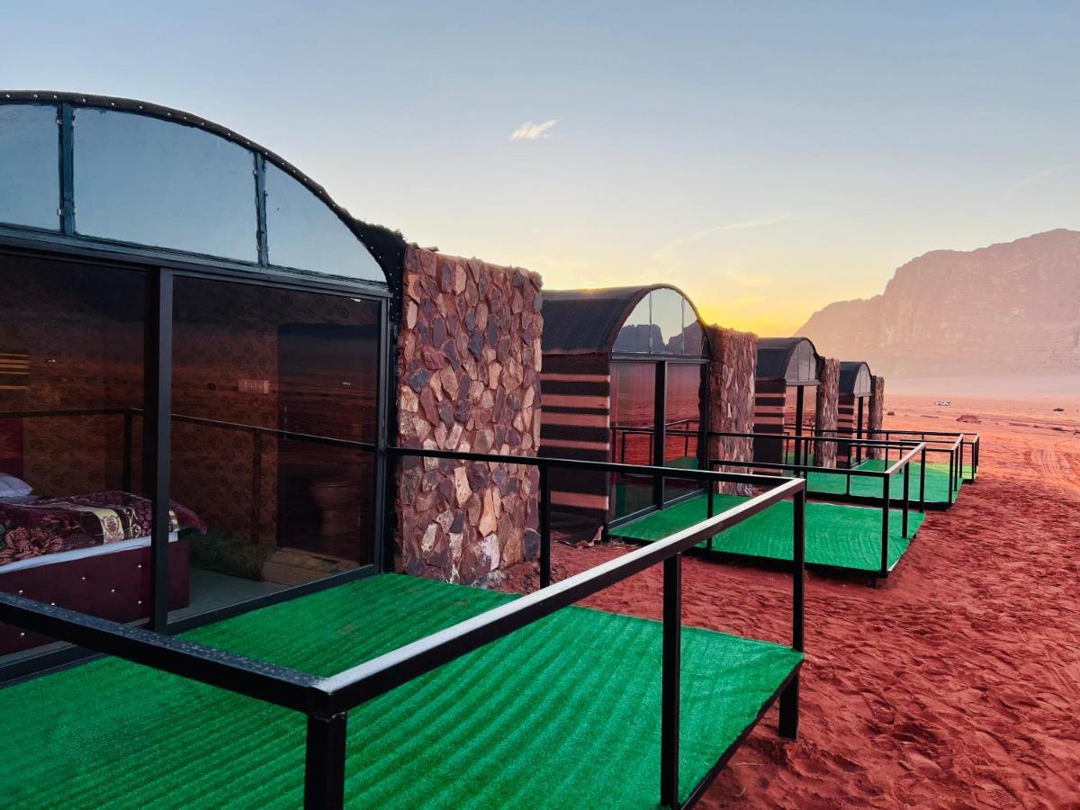 Wadi Rum Shooting Stars Camp Hotell Eksteriør bilde