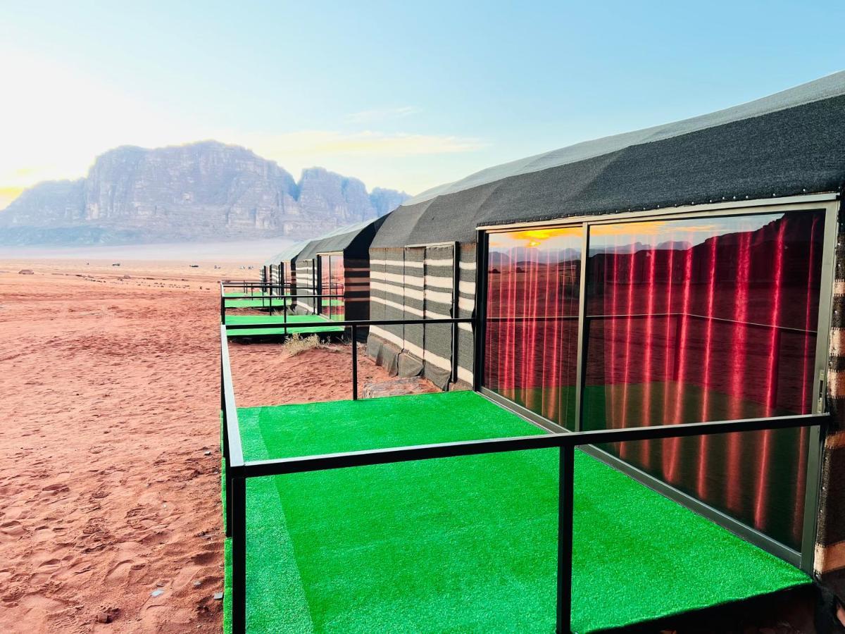 Wadi Rum Shooting Stars Camp Hotell Eksteriør bilde