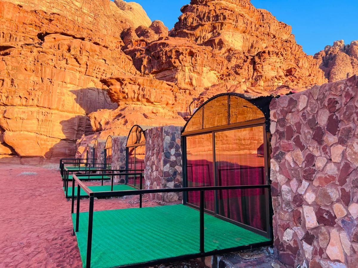 Wadi Rum Shooting Stars Camp Hotell Eksteriør bilde