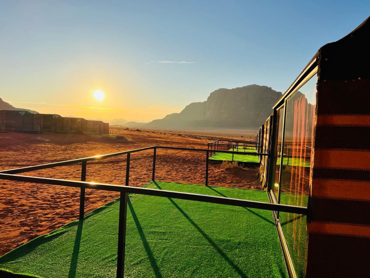 Wadi Rum Shooting Stars Camp Hotell Eksteriør bilde