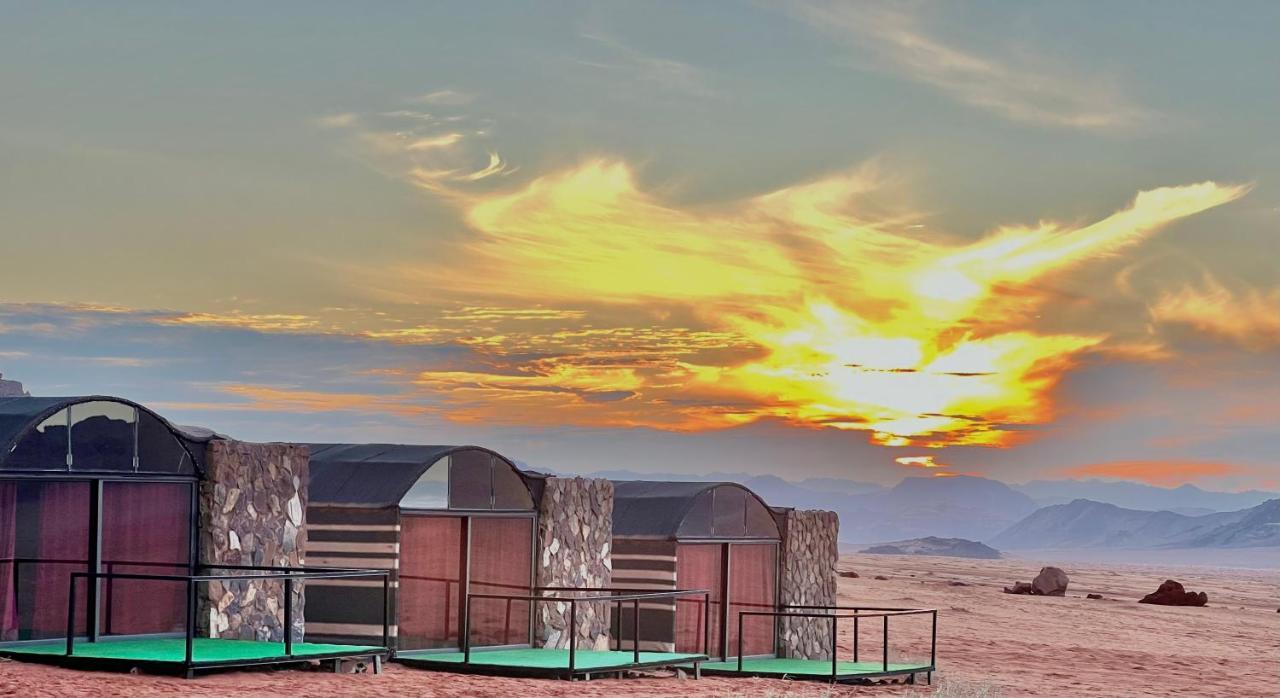 Wadi Rum Shooting Stars Camp Hotell Eksteriør bilde