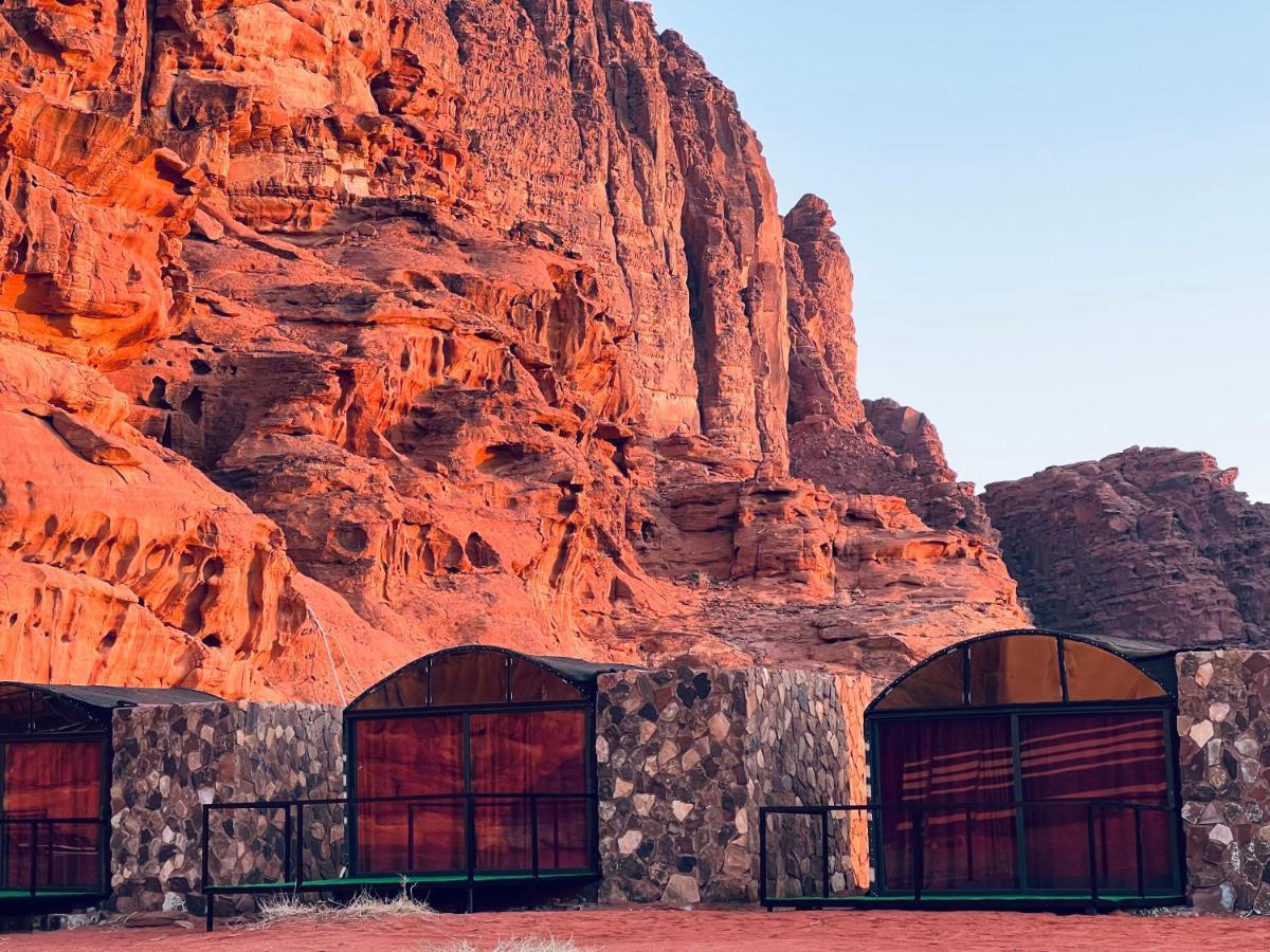 Wadi Rum Shooting Stars Camp Hotell Eksteriør bilde