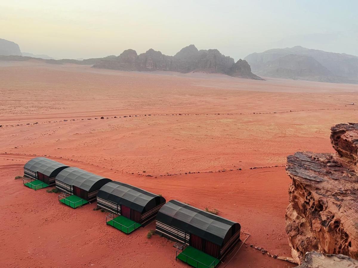 Wadi Rum Shooting Stars Camp Hotell Eksteriør bilde