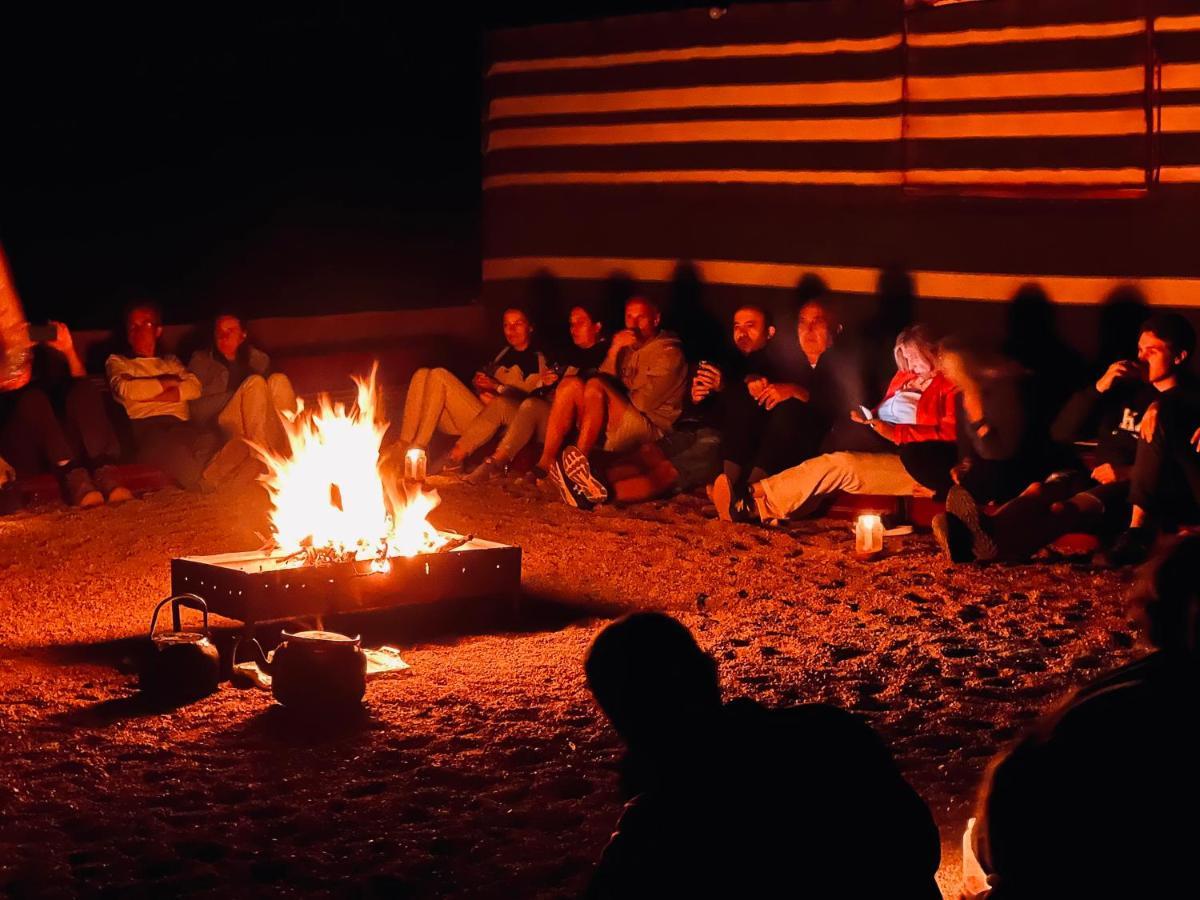 Wadi Rum Shooting Stars Camp Eksteriør bilde